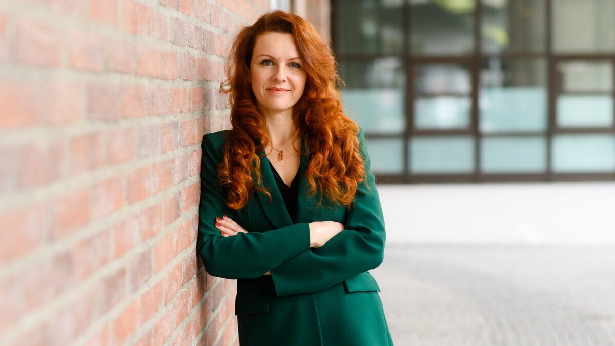 Portrait Janine Hardi - Gründerin RentePlusImmobilie