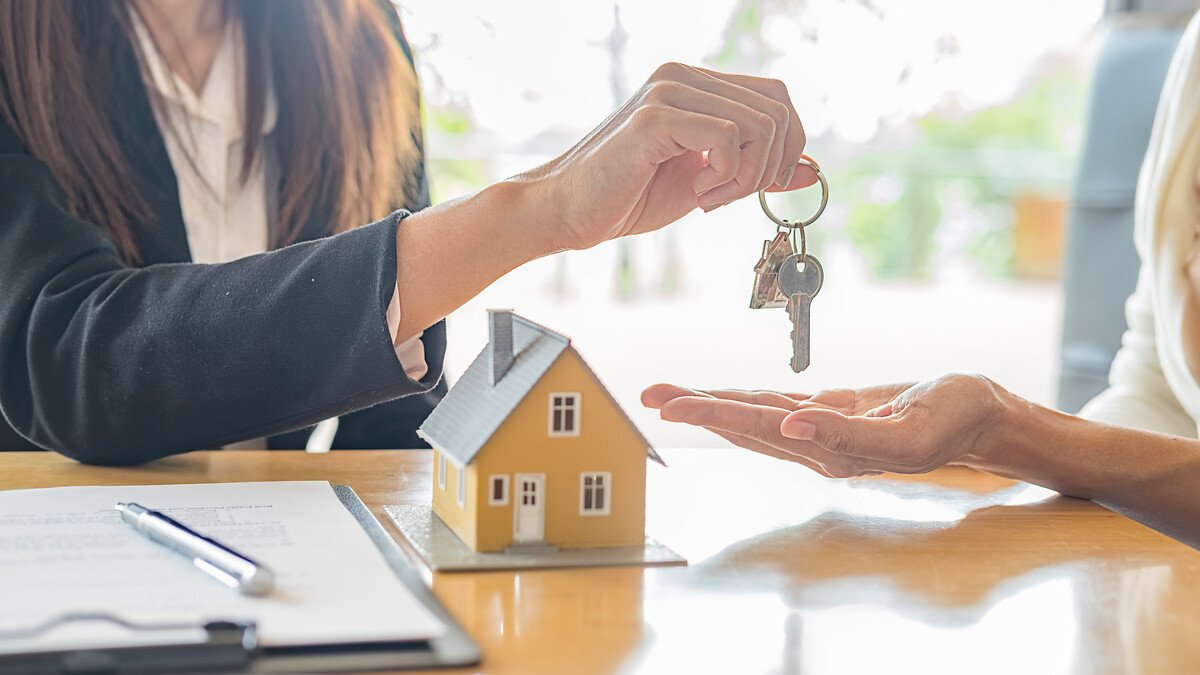 Maklerkosten in Deutschland - Schlüsselübergabe