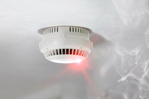 Brandschutz - Rauchmelder an Zimmerdecke